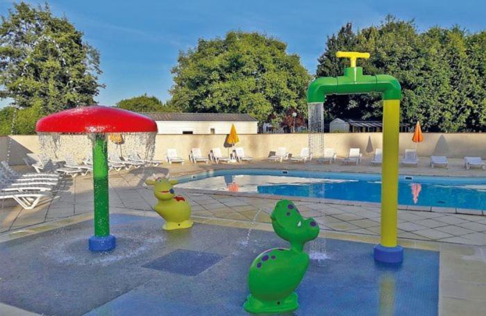 Mobil Familiale En Alsace11 Km Des Grands Parcs Campsite *